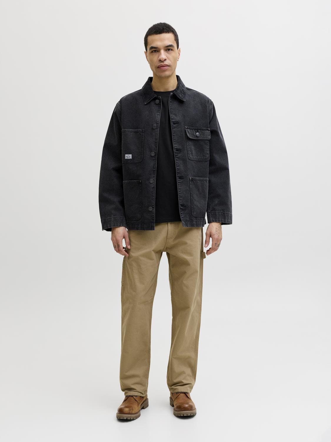 model_shot-front_full